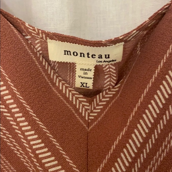 Chevron Peplum Summer Tank - Picture 2 of 3